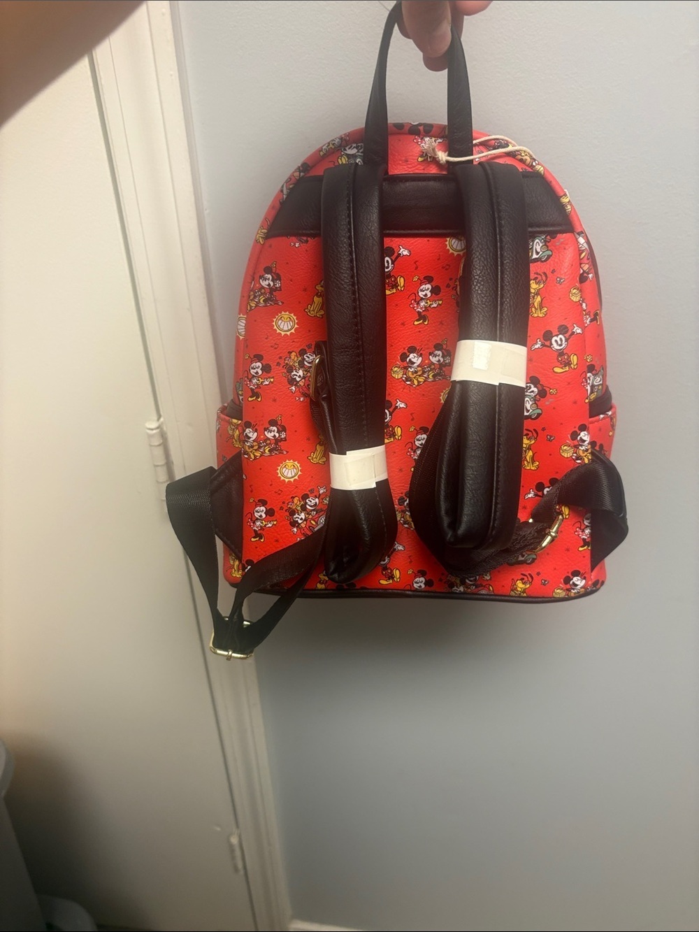 NWT Disney Parks Mickey & Minnie's runaway Loungefly Mini Backpack - Picture 2 of 3